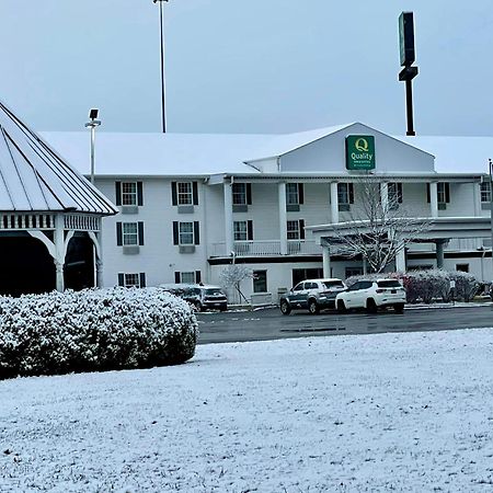 Quality Inn & Suites Bellville - Mansfield Dış mekan fotoğraf