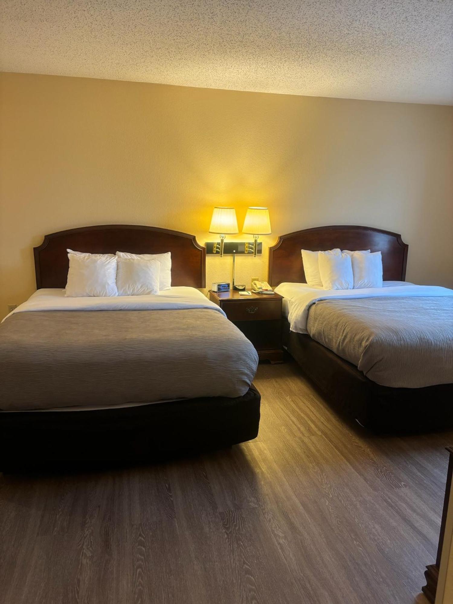 Quality Inn & Suites Bellville - Mansfield Dış mekan fotoğraf