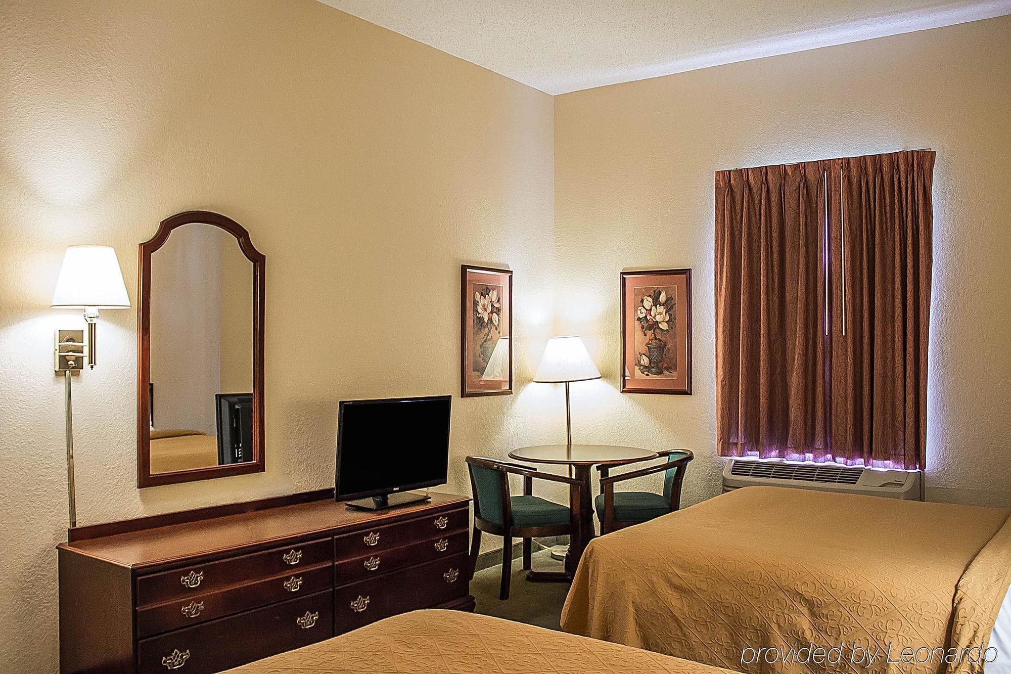 Quality Inn & Suites Bellville - Mansfield Dış mekan fotoğraf