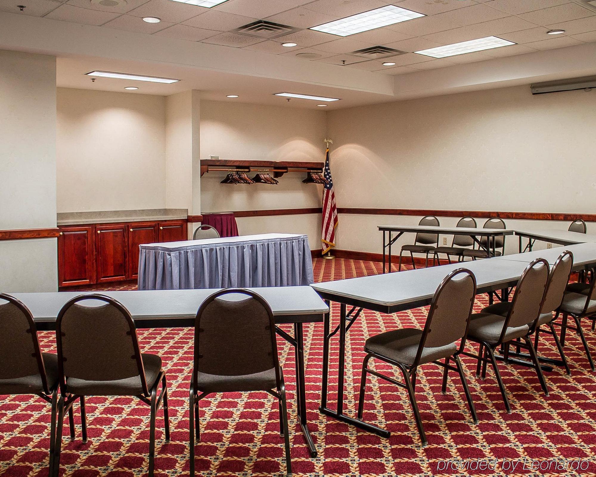 Quality Inn & Suites Bellville - Mansfield Dış mekan fotoğraf